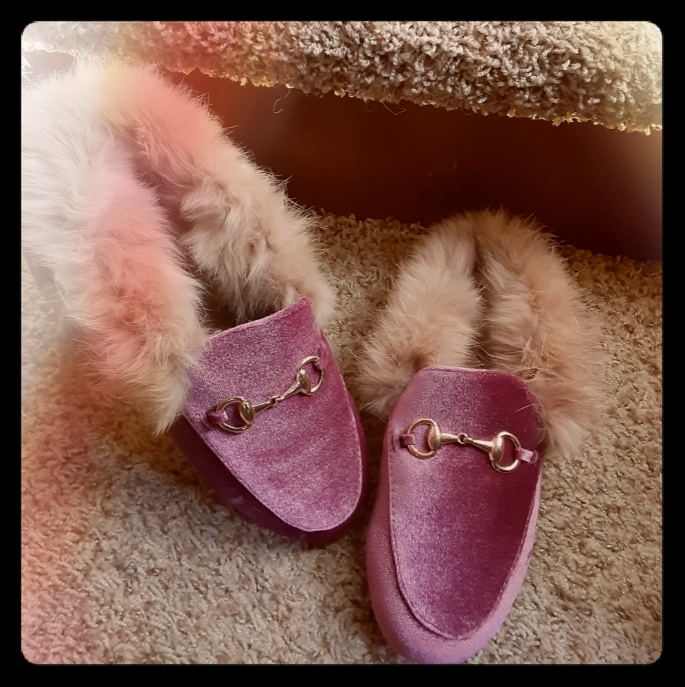 Velvet and rabbit fur luxury mules!